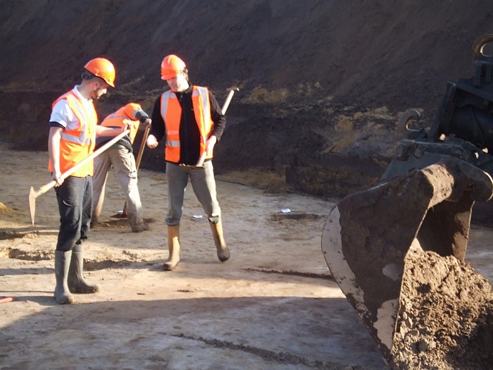 Gerner es, archeologisch onderzoek: 4e week - Foto: Wim
