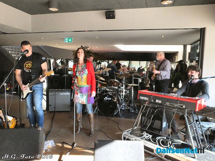 Lente Blues in de Trefkoele +. - Foto: H.G. Foto