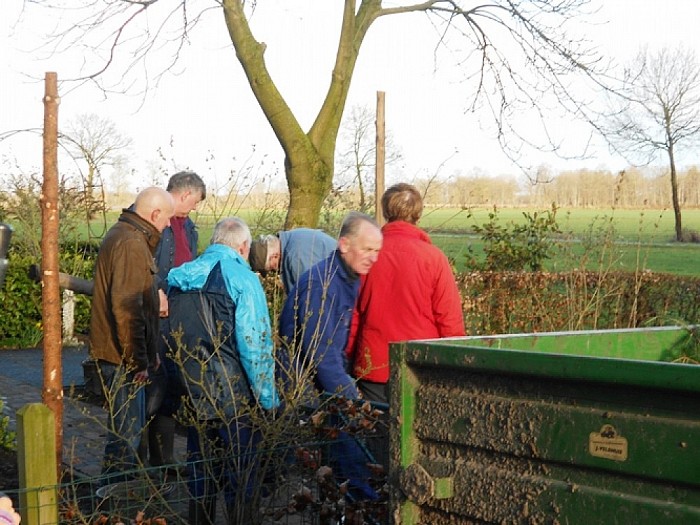 Een boog zetten bij de buren, een traditie - Foto: Eigen geleverde foto