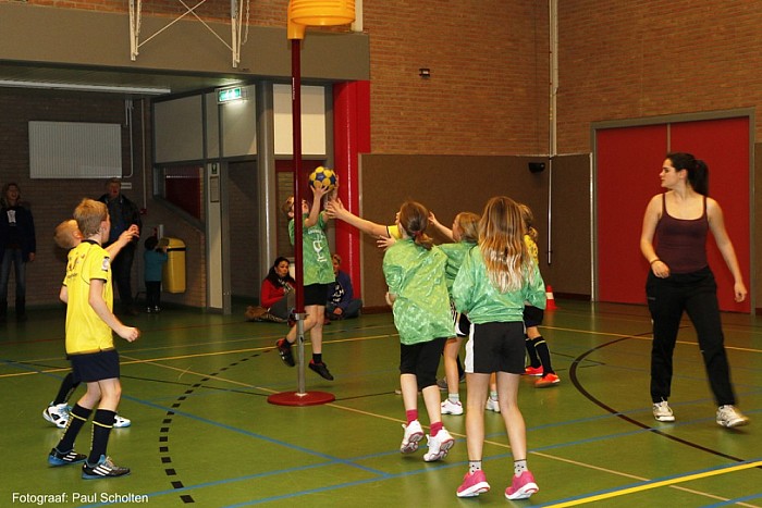 Schoolkorfbaltoernooi 2015 - Foto: Paul Scholten