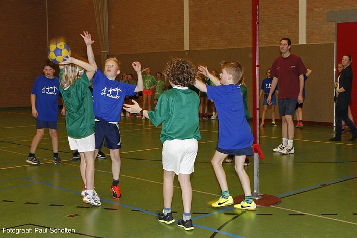 Schoolkorfbaltoernooi 2015 - Foto: Paul Scholten