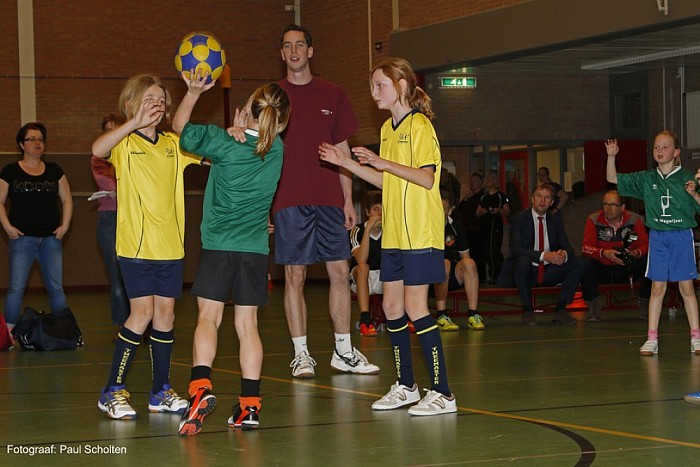 Schoolkorfbaltoernooi 2015 - Foto: Paul Scholten