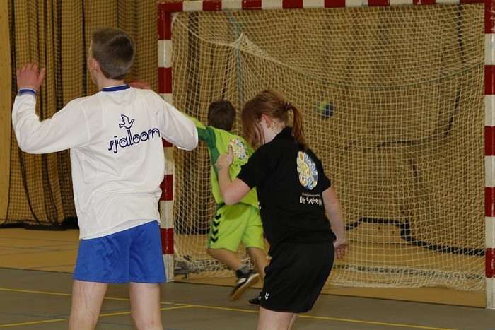 Uitslagen en foto’s Schoolhandbaltoernooi 2015 - Foto: Paul Scholten