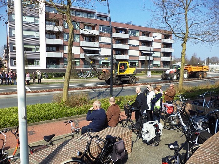 Optocht van Lenthe werktuigen? - Foto: Eigen geleverde foto