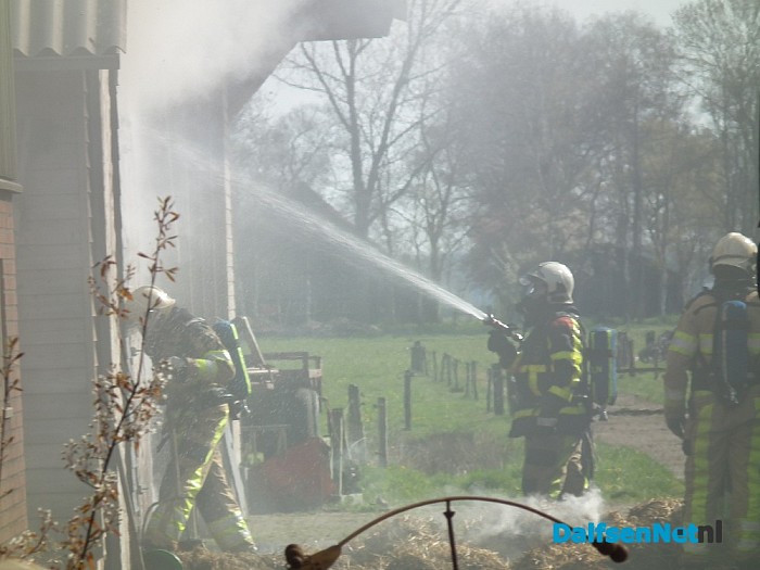 Brand bij zorgboerderij Middenweg - Foto: Robert Bril