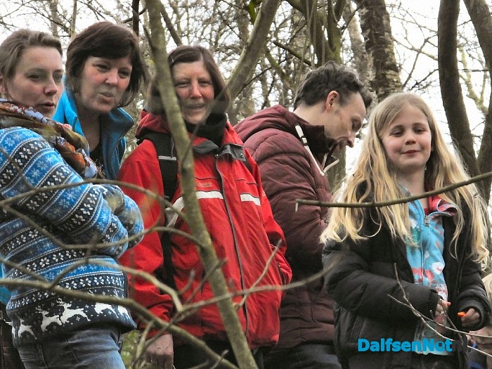 2e paasdag: Eierkuuln in Dalfsen - Foto: H.G. Foto
