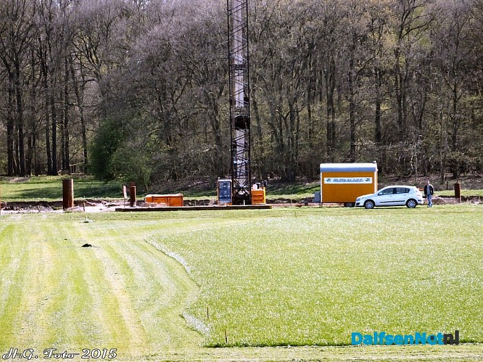 Aanleg noodweg Oudleusen gestart. - Foto: H.G. Foto