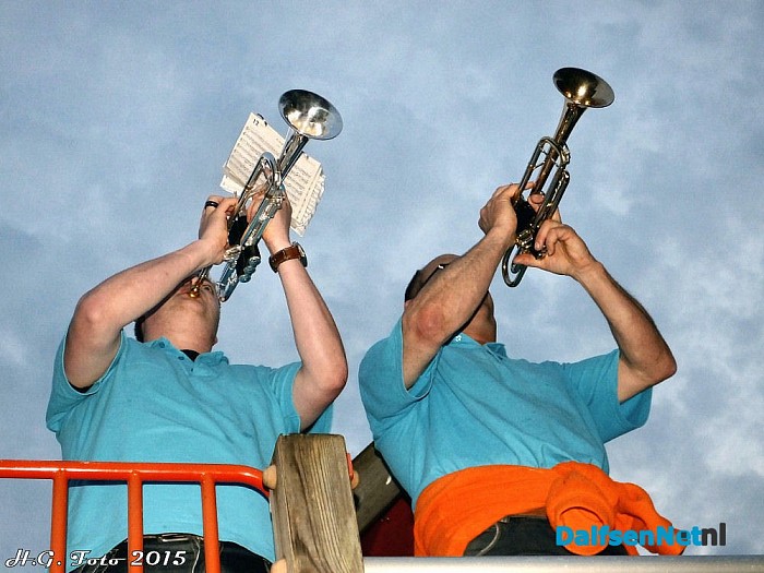 Lampion optocht Oudleusen. - Foto: H.G. Foto