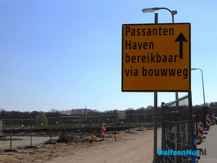 Tijdelijke weg aan gelegd