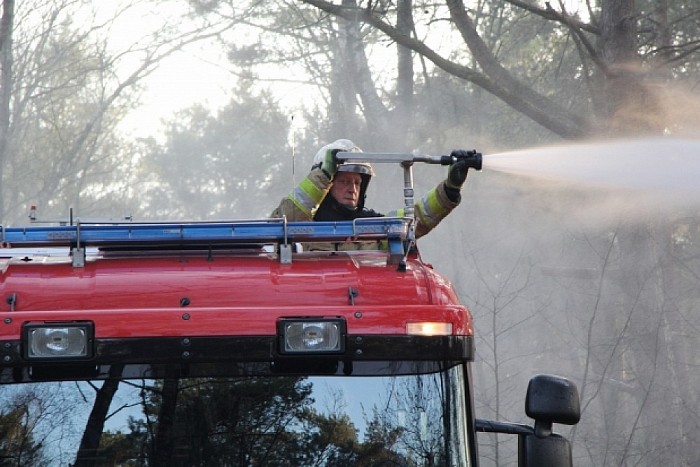Dalfser brandweer houdt oefening met boeren