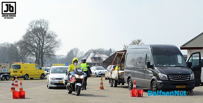 Grote verkeerscontrole Hessenweg - Foto: Johan Bokma