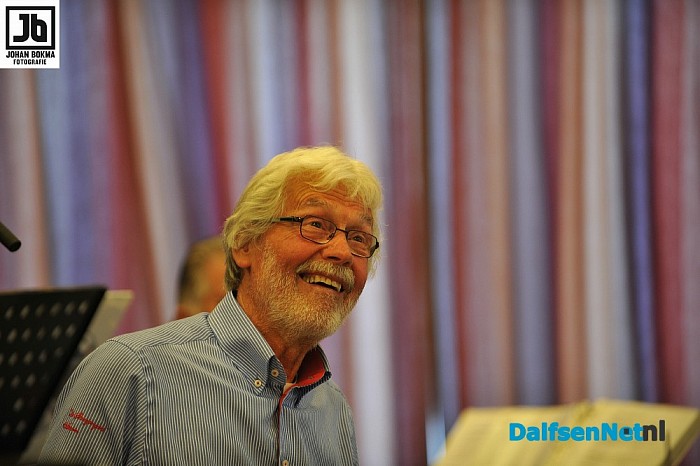 Oranjemiddag voor bewoners van Rozengaerde - Foto: Johan Bokma