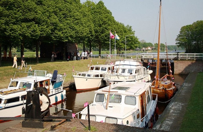 Verruiming openingstijden brug en sluizen Vecht - Foto: Eigen geleverde foto