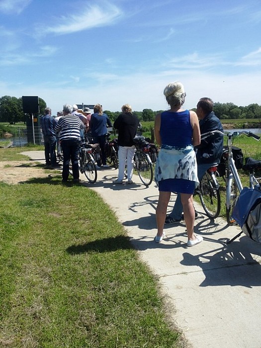 File bij het pontje - Foto: Eigen geleverde foto