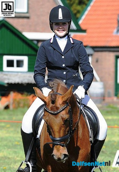 Leden van Ponyclub Dalfsen e.o. actief bij Hippisch Nieuwleusen