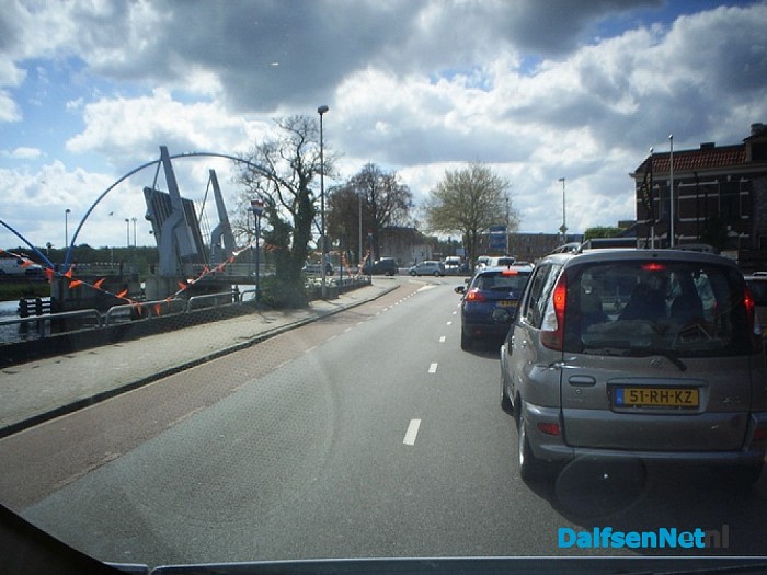 Schoonmaakbeurt onder Vechtbrug