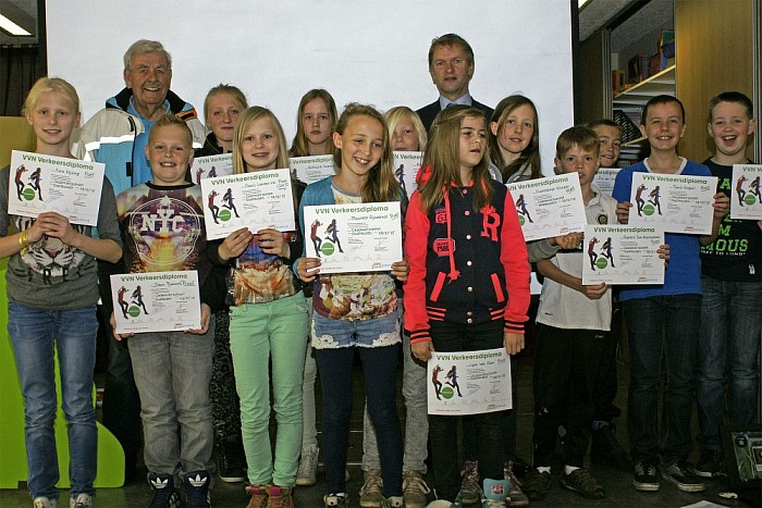 Uitreiken verkeersdiploma’s - Foto: Paul Scholten