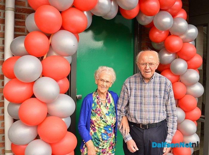 60 jarig huwelijk Veldman-Seinen. - Foto: Johan Bokma