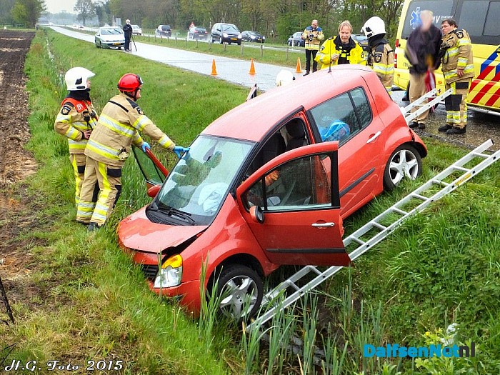 Aanrijding met letsel Hessenweg Oudleusen. - Foto: H.G. Foto