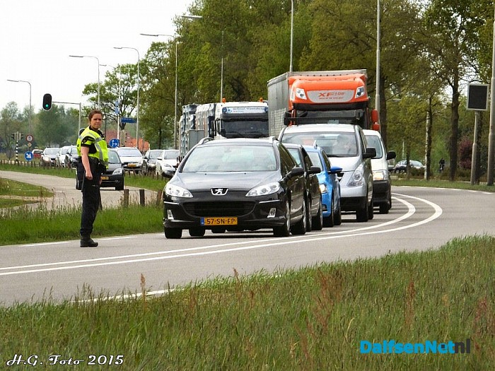 Één rijbaan N340 bij Oudleusen tijdelijk geblokkeerd. - Foto: H.G. Foto