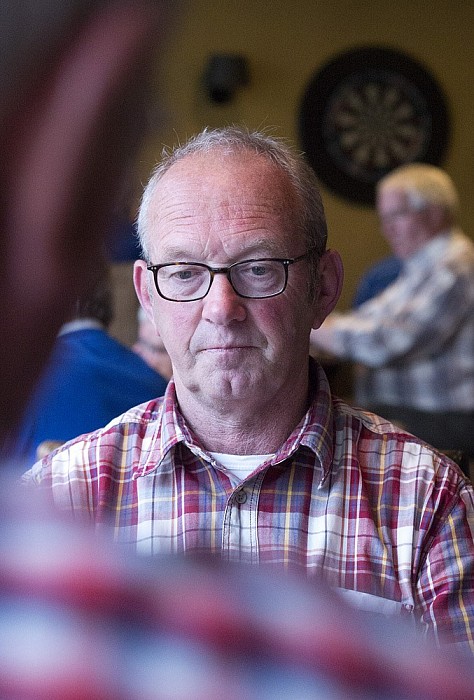 Kaarten aan de Vechtkade… (of toch maar niet) - Foto: Geert Bistervels