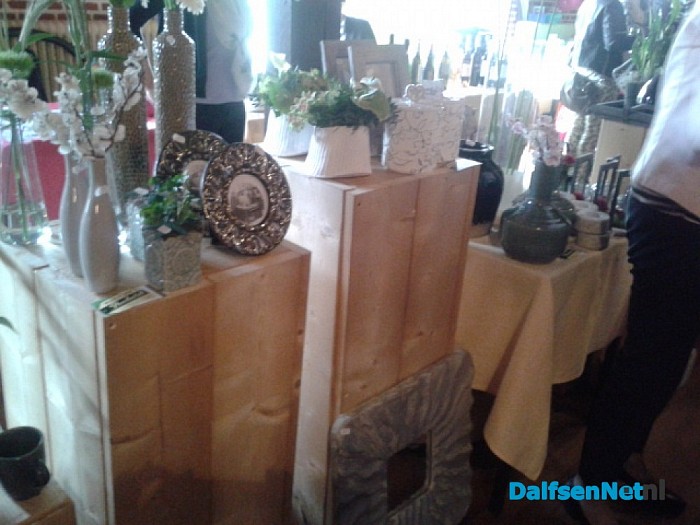 Donatie aan Pink Ribbon door Ladies Only Hoonhorst
