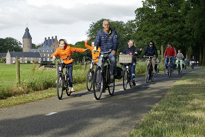 Fietsdriedaagse Dalfsen – 1e dag - Foto: Paul Scholten