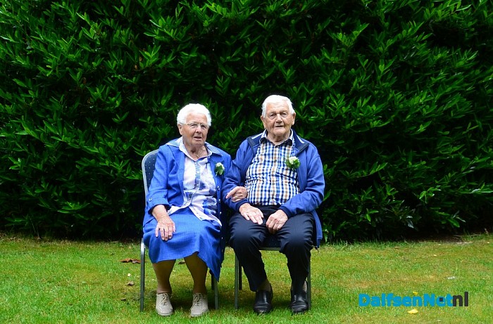 Echtpaar Middelveld- van der Veen 70 jaar getrouwd - Foto: Johan Bokma