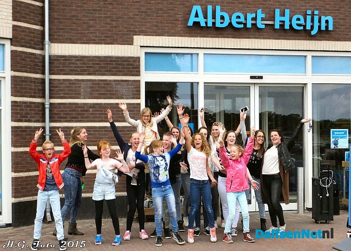 Flashmob in Albert Heijn. - Foto: H.G. Foto