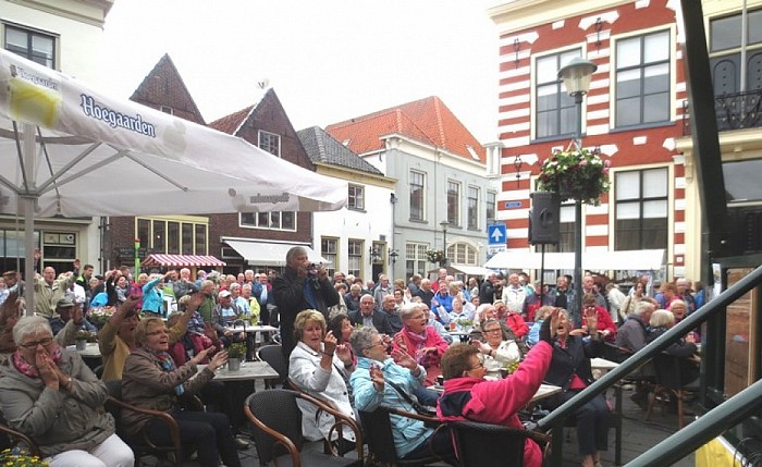 Stuwzangers treden op voor veel publiek - Foto: Eigen geleverde foto