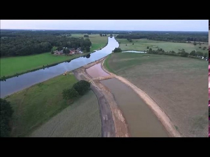 De bypass (Nevengeul) stuw Vilsteren / Oudleusen Video