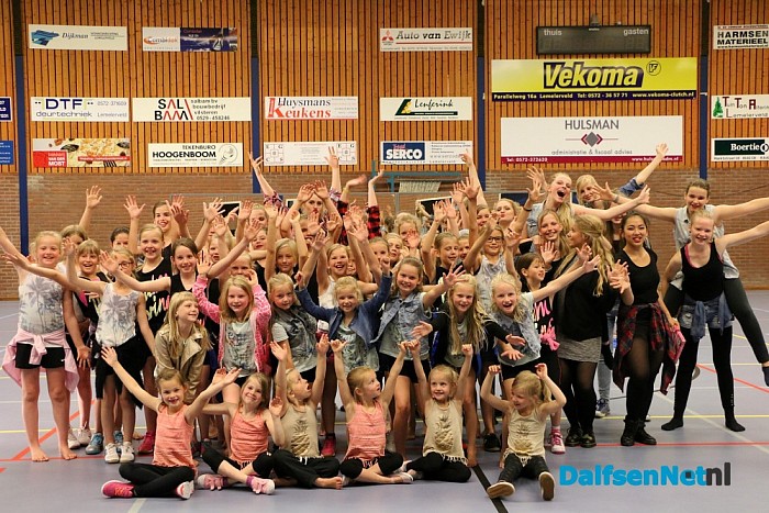 Geslaagde zomeruitvoering streetdance VZOD