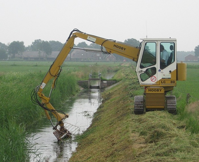 Waterschap maait sloten en oevers weer - Foto: Eigen geleverde foto