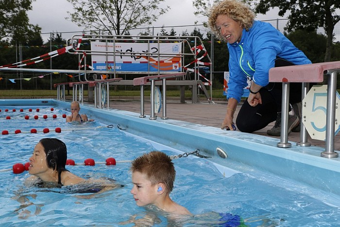 Zwembad Gerner – 1e dag zwemvierdaagse - Foto: Paul Scholten