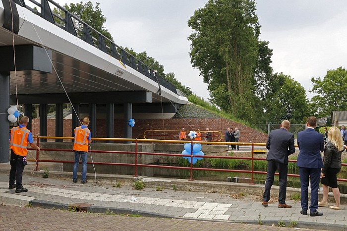 2 mijlpalen in Lemelerveld gevierd - Foto: Paul Scholten