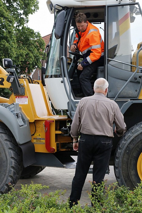 2 mijlpalen in Lemelerveld gevierd - Foto: Paul Scholten