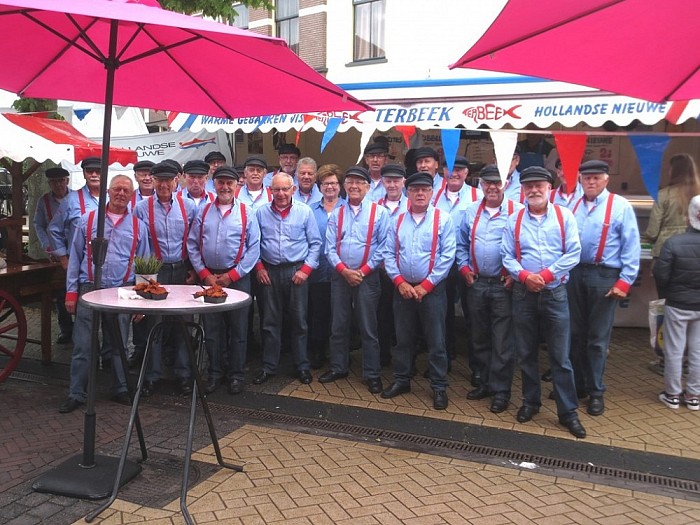 De Stuwzangers trotseren het slechte weer - Foto: Eigen geleverde foto