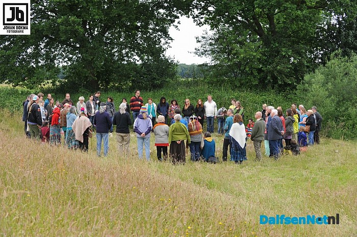 Wisdom Gathering in Dalfsen gehouden met bijzondere steen - Foto: Johan Bokma