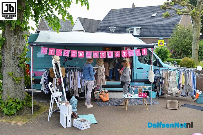 Donatie aan Pink Ribbon door Ladies Only Hoonhorst - Foto: Johan Bokma