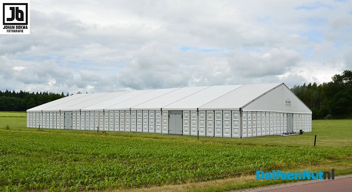 Tent sproeifeest staat er weer - Foto: Johan Bokma
