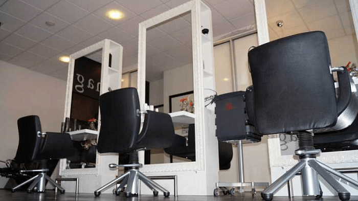 Prijsvraag: Win een bon van Willems Mode en Salon Images