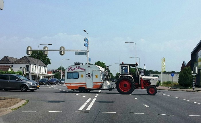 Anhangers Normaal op weg naar Dalfsen - Foto: Eigen geleverde foto