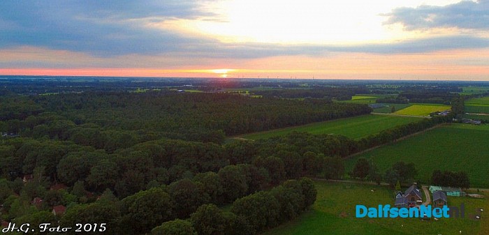 Zonsondergang. - Foto: H.G. Foto