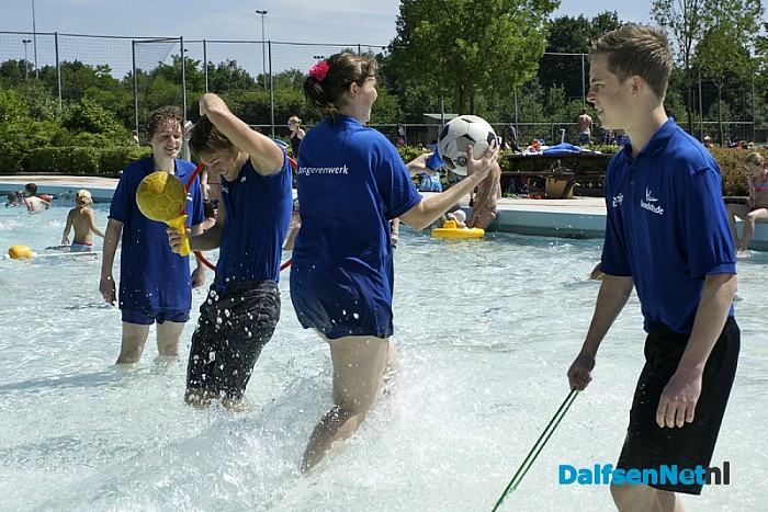 Spellenkar Landstede bracht bezoek aan zwembad Gerner