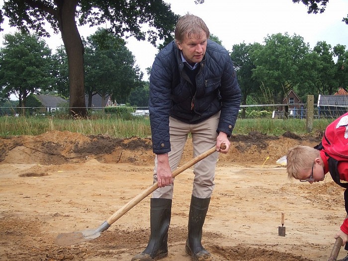 Laatste dag veldonderzoek Gerner door de jeugd - Foto: Wim