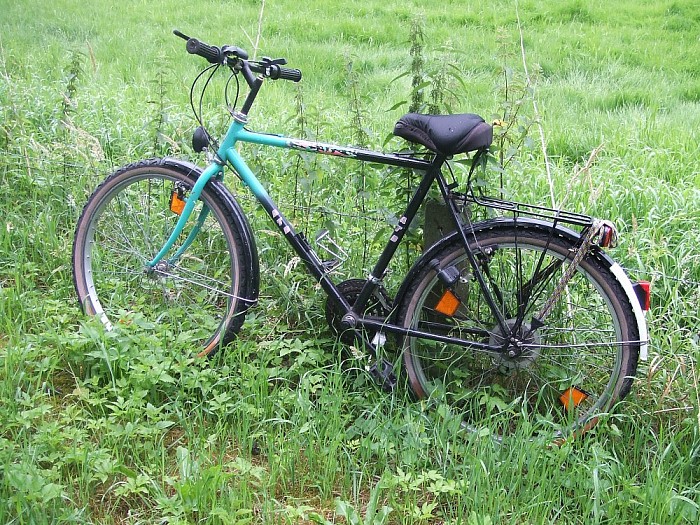Wie is zijn fiets vergeten? - Foto: Wim