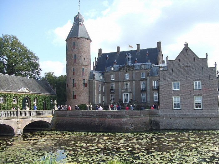 Rechteren (3) bouwhuizen en brug - Foto: Wim