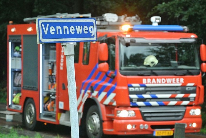 1500 liter olie op de weg - Foto: Niels Jansen