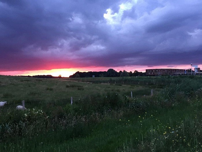 Avondzon bij Dalfsen - Foto: Eigen geleverde foto