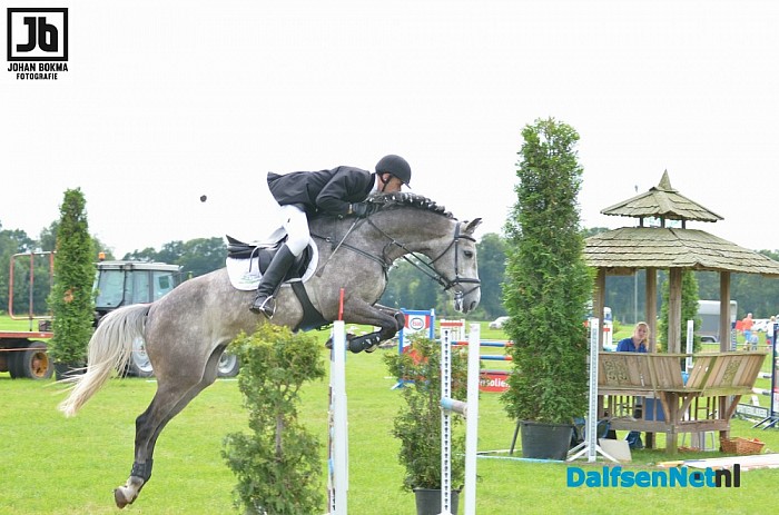 Fantastische paardensport in Hoonhorst tijdens stormachtig weekend - Foto: Johan Bokma